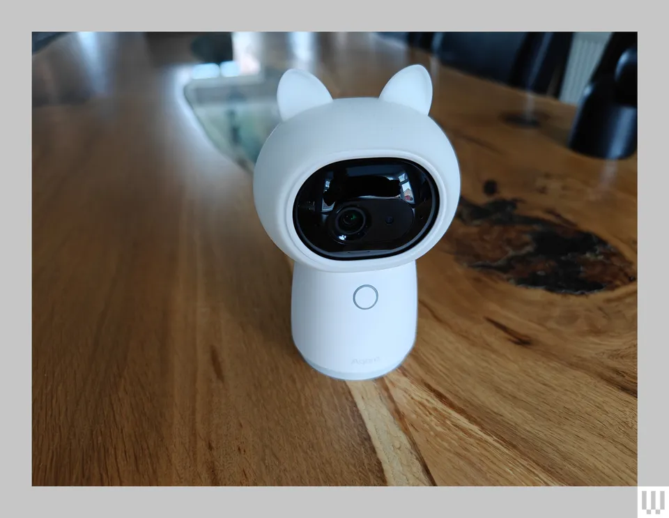 Indoor security camera Indoor security camera